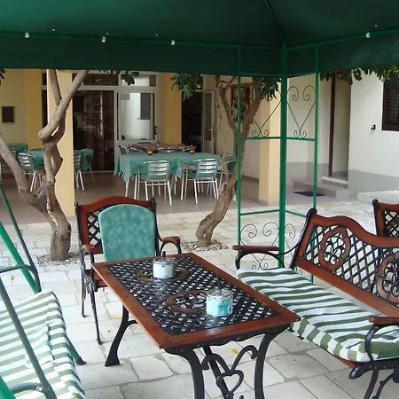 Apartments Villa Andreja *