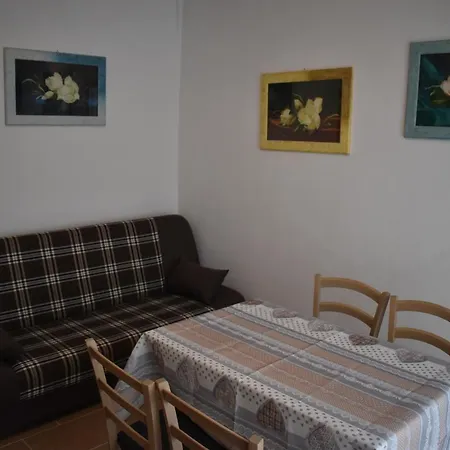 Apartment Apartments Villa Andreja *